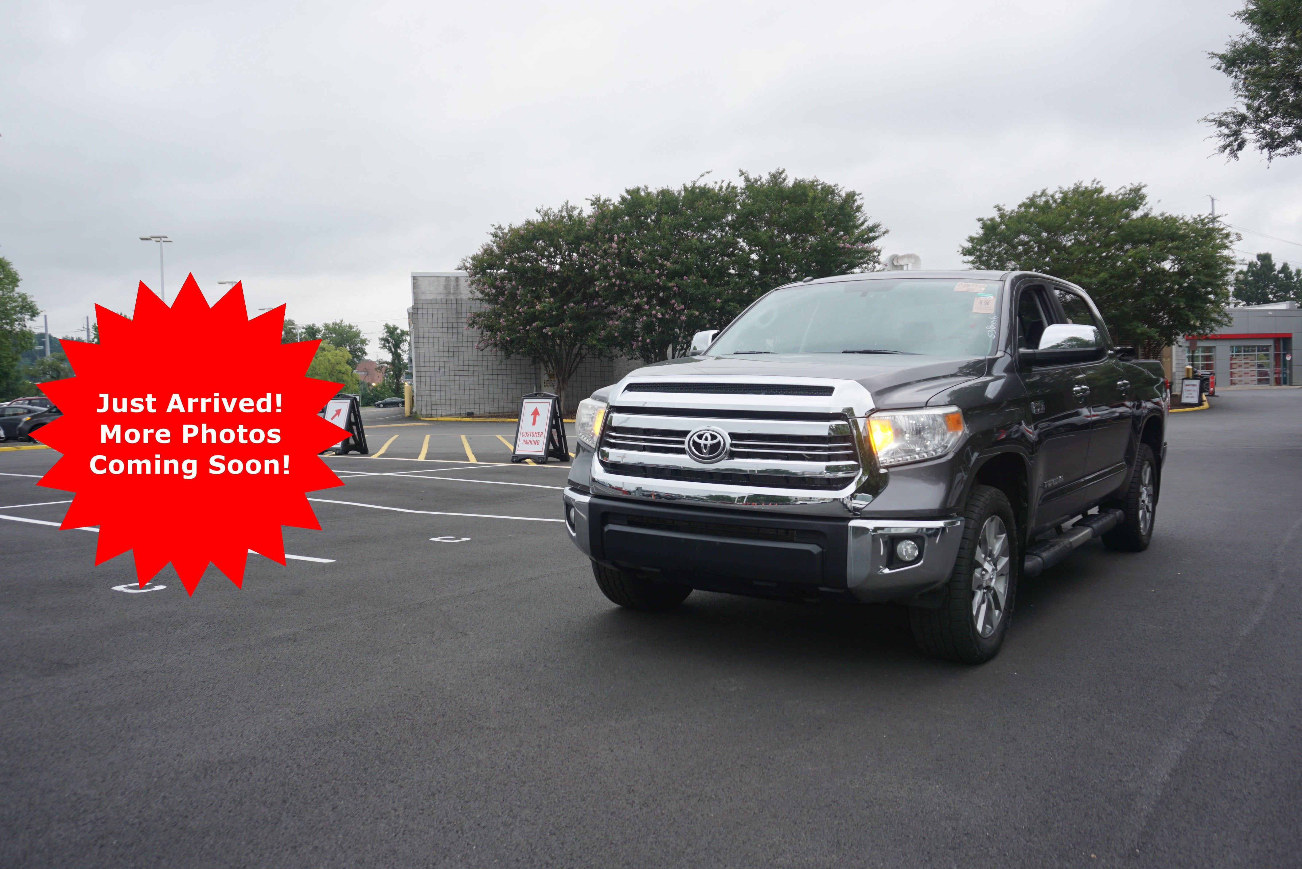 2015 Toyota Tundra 4WD Truck LTD