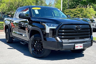 2023 Toyota Tundra 4WD SR5