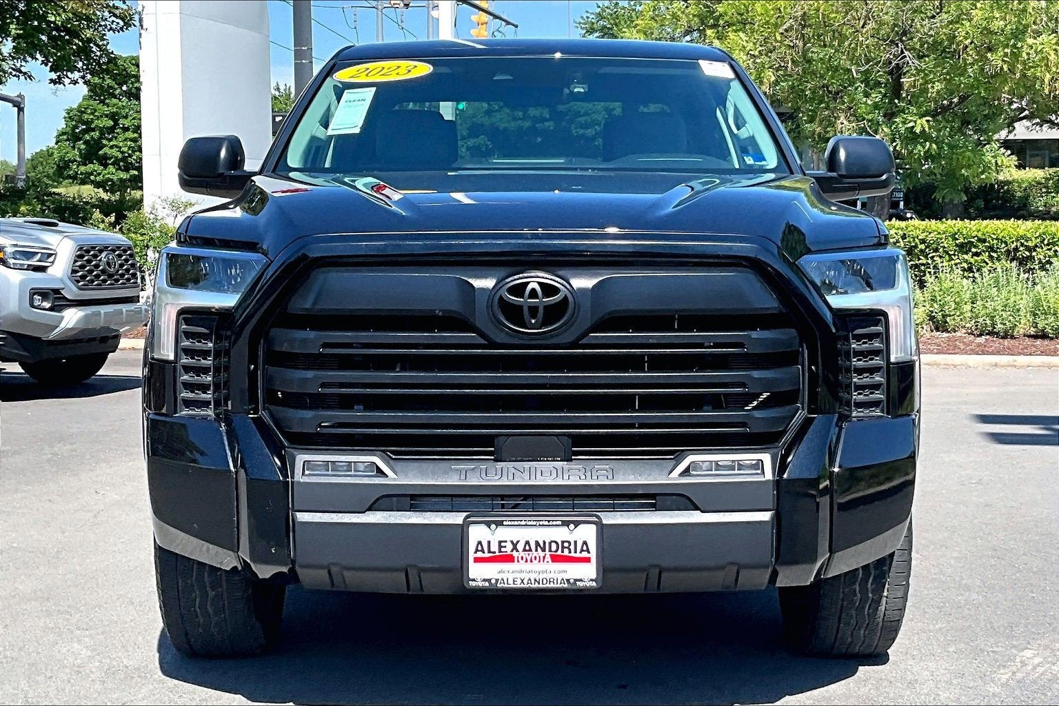2023 Toyota Tundra 4WD SR5