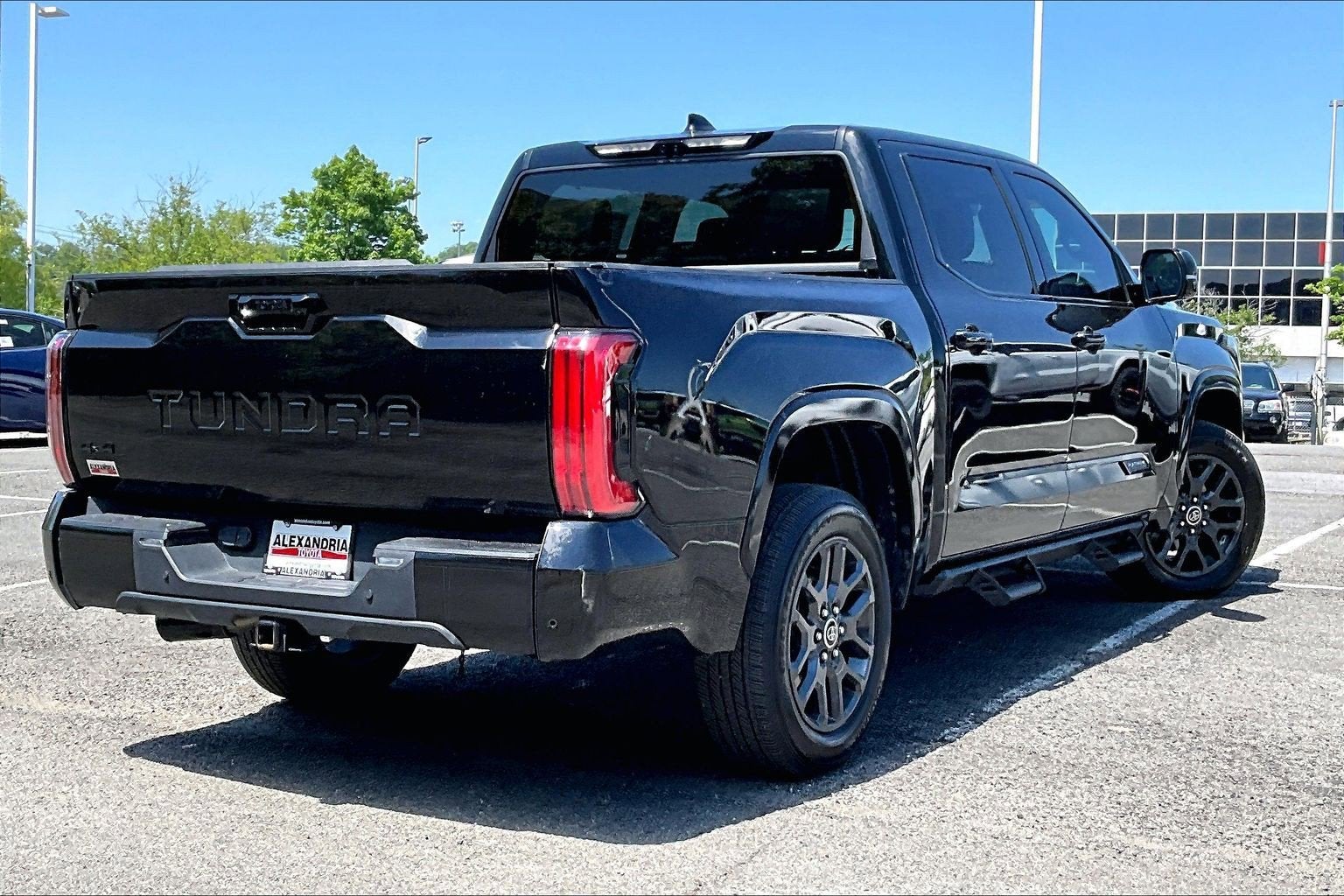 2022 Toyota Tundra 4WD Platinum Hybrid