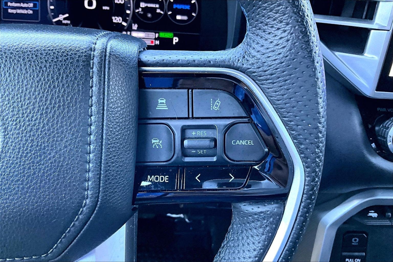 2022 Toyota Tundra 4WD Platinum Hybrid