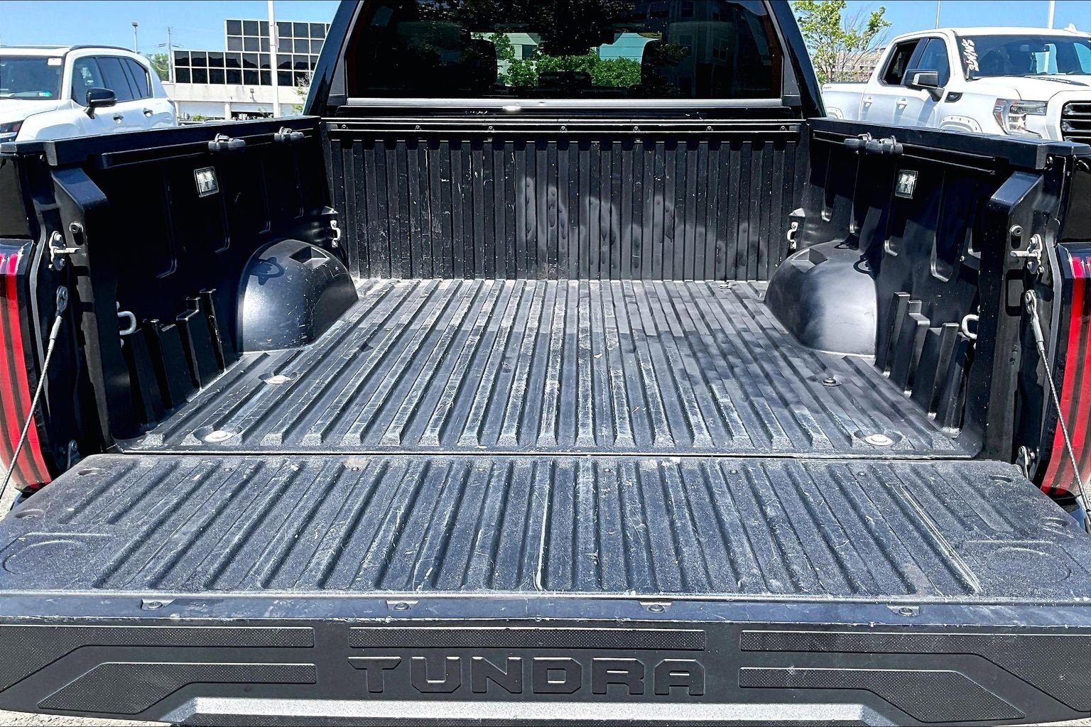 2022 Toyota Tundra 4WD Platinum Hybrid