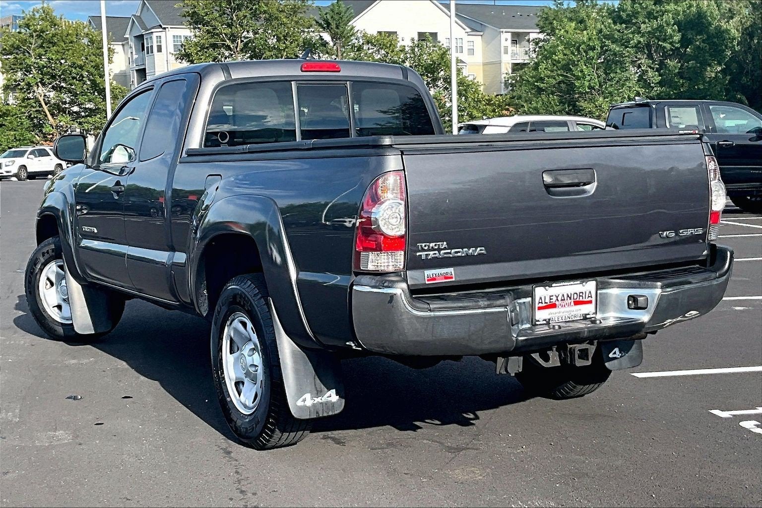 2015 Toyota Tacoma 4WD Access Cab V6 AT (Natl)