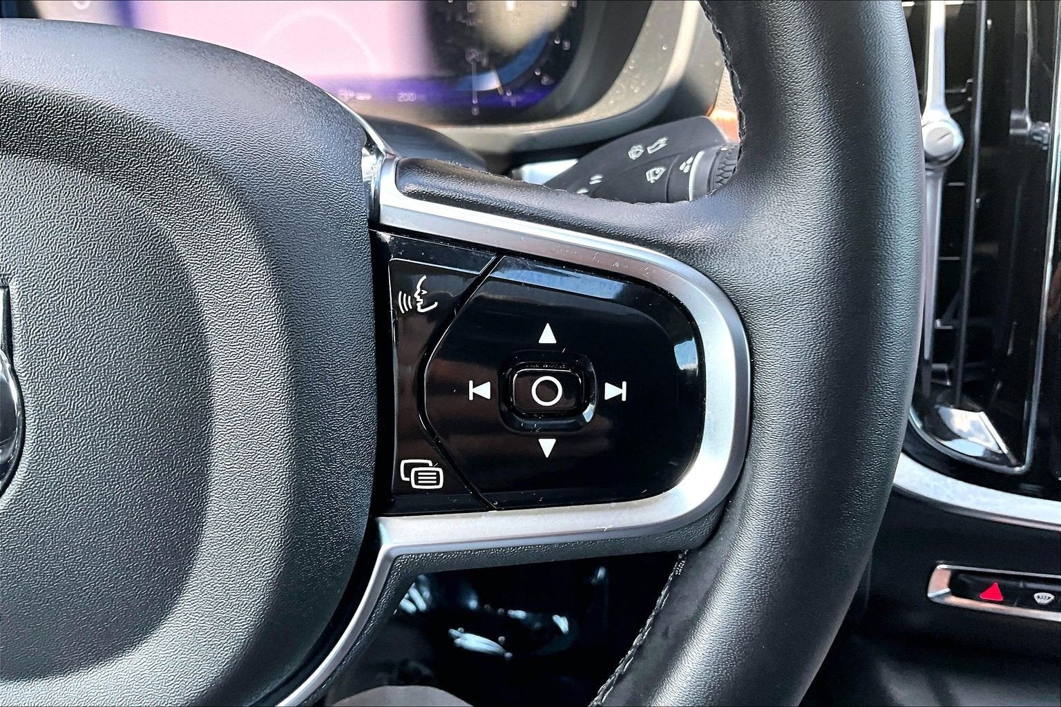 2025 Volvo S60 Plus