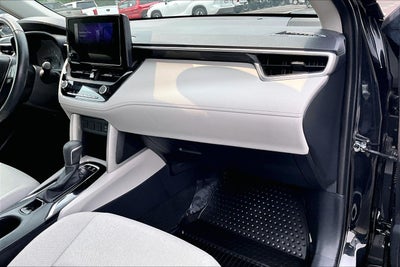 2023 Toyota Corolla Cross LE