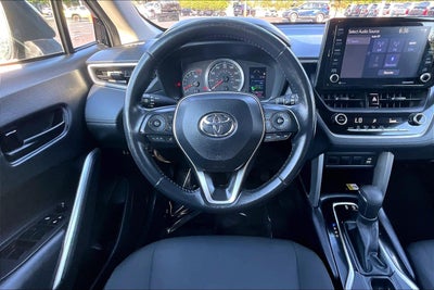 2022 Toyota Corolla Cross LE