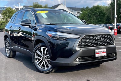 2024 Toyota Corolla Cross XLE