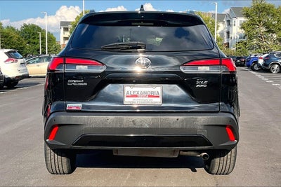 2024 Toyota Corolla Cross XLE