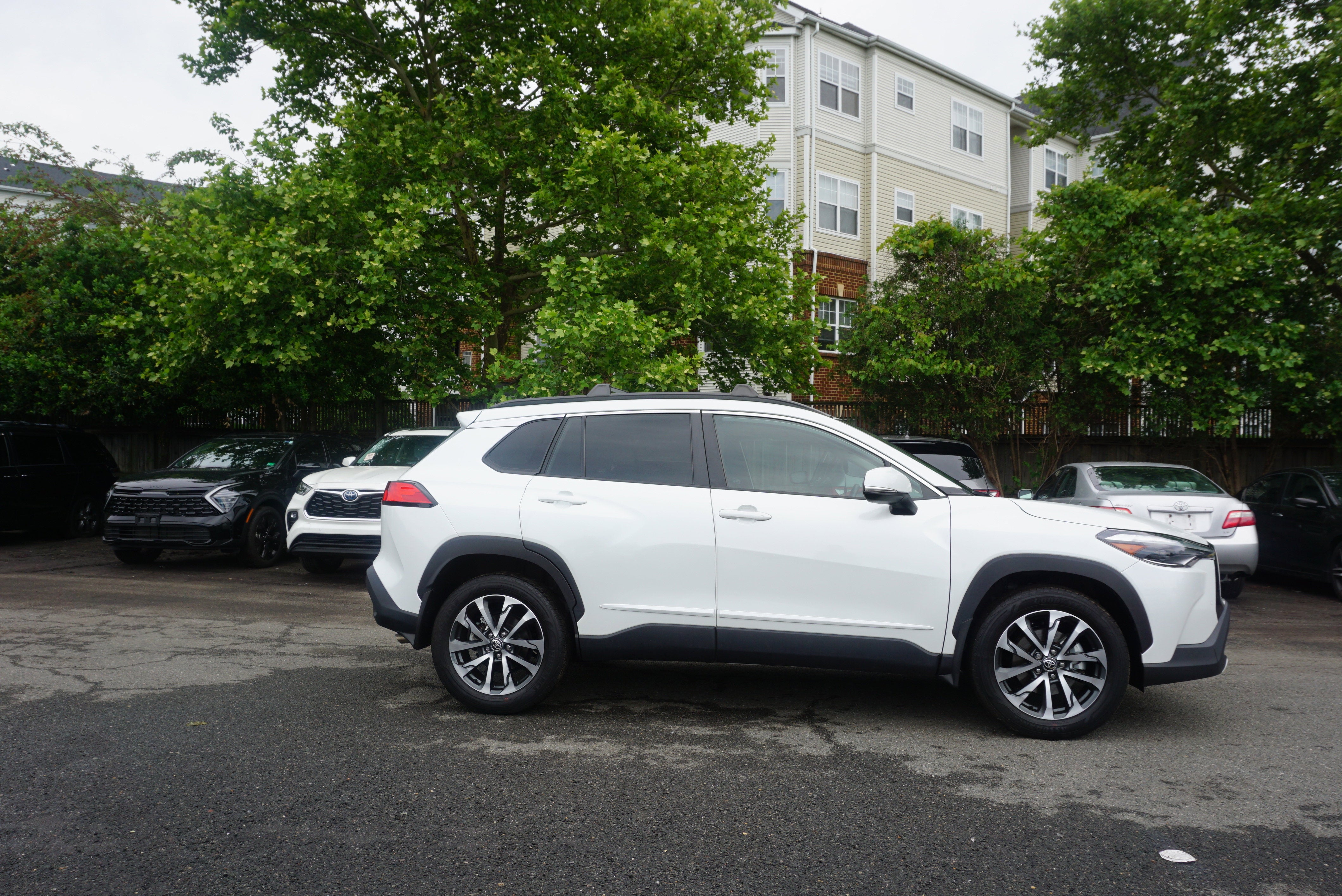 2023 Toyota Corolla Cross XLE