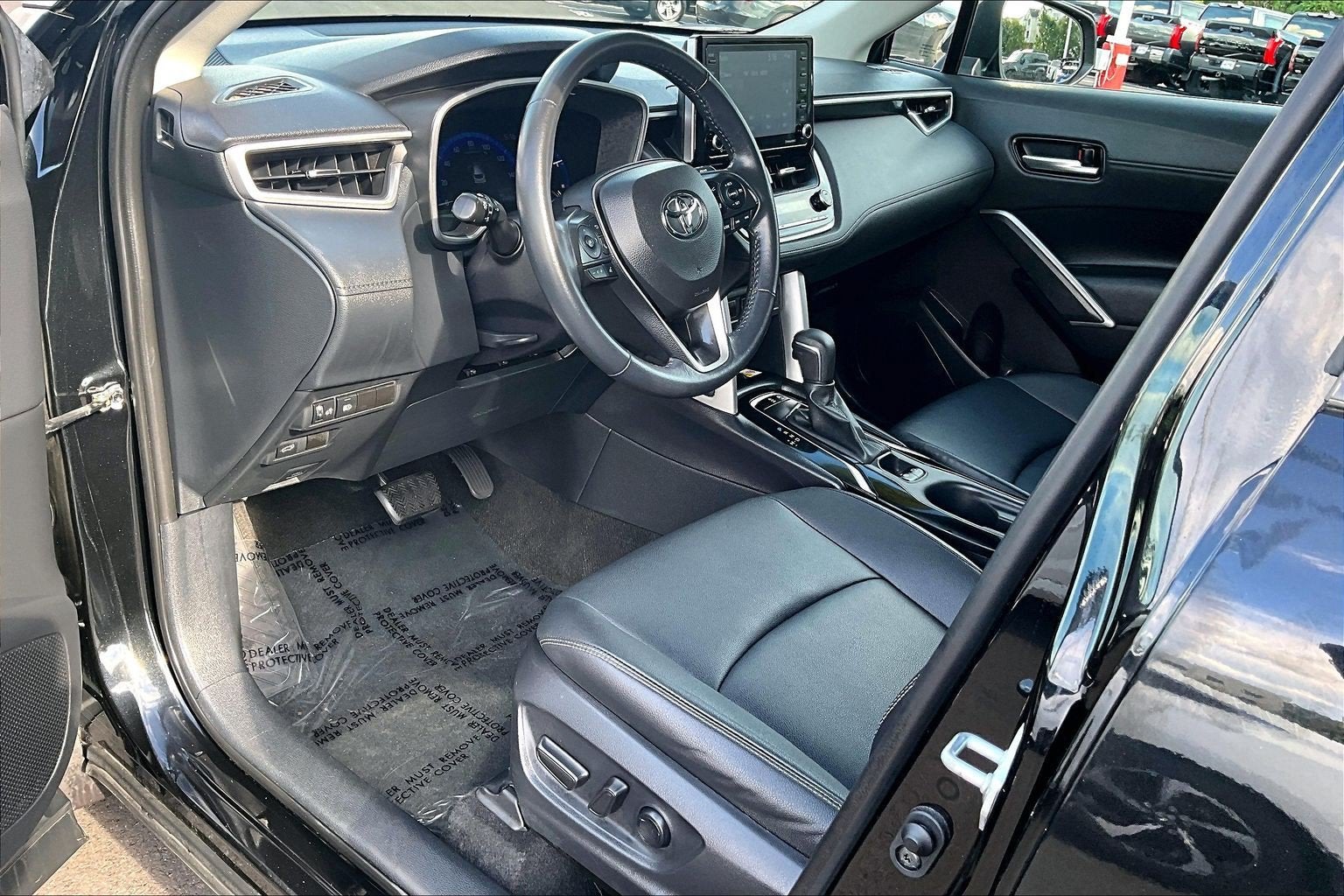 2022 Toyota Corolla Cross XLE