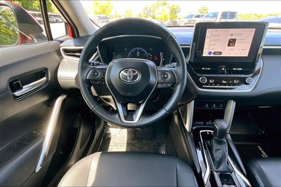 2024 Toyota Corolla Cross XLE