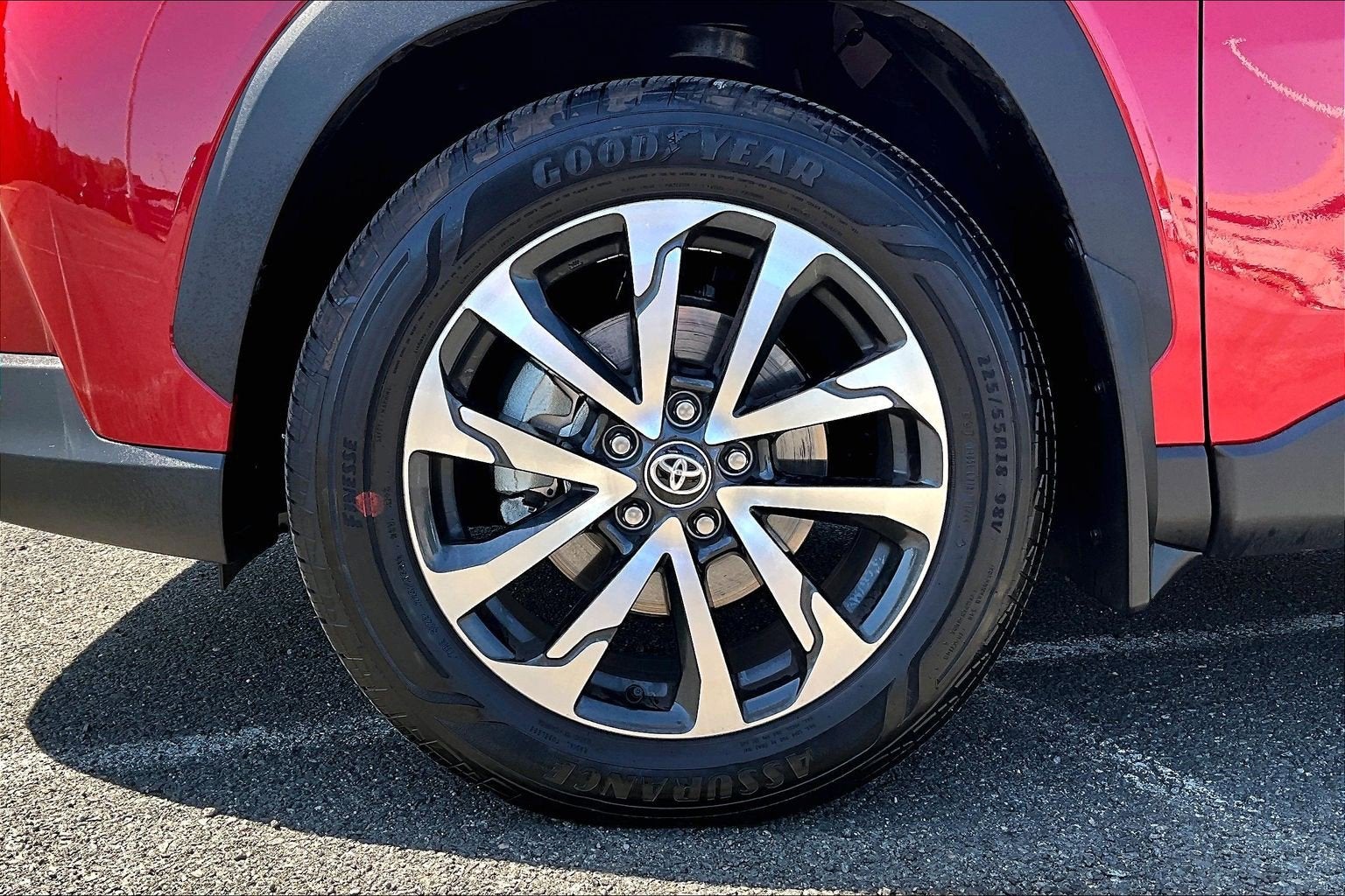 2024 Toyota Corolla Cross XLE