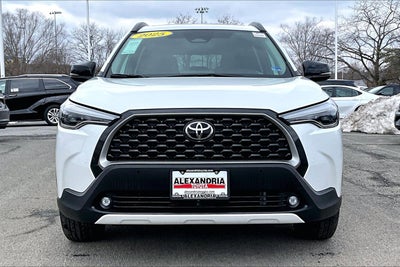 2025 Toyota Corolla Cross XLE
