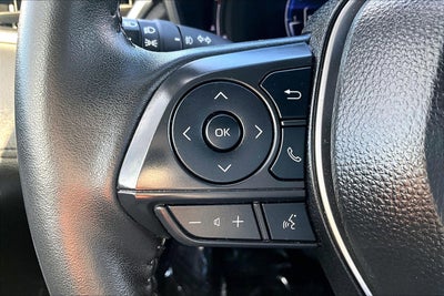 2025 Toyota Corolla Cross XLE