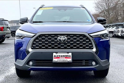 2025 Toyota Corolla Cross XLE