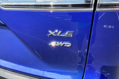 2025 Toyota Corolla Cross XLE