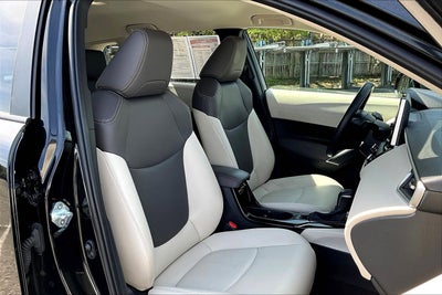 2024 Toyota Corolla Cross XLE