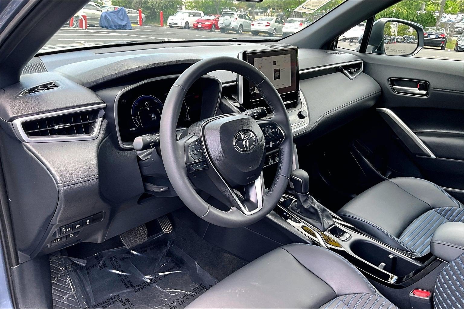 2024 Toyota Corolla Cross Hybrid XSE