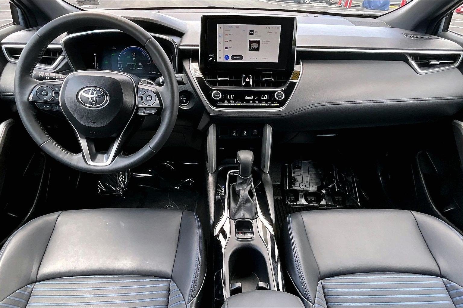 2024 Toyota Corolla Cross Hybrid XSE