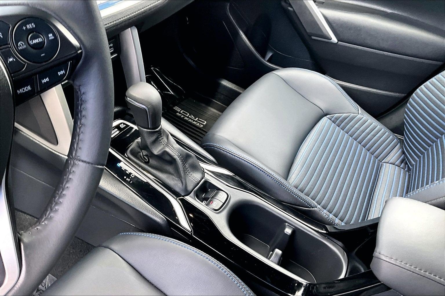 2024 Toyota Corolla Cross Hybrid XSE