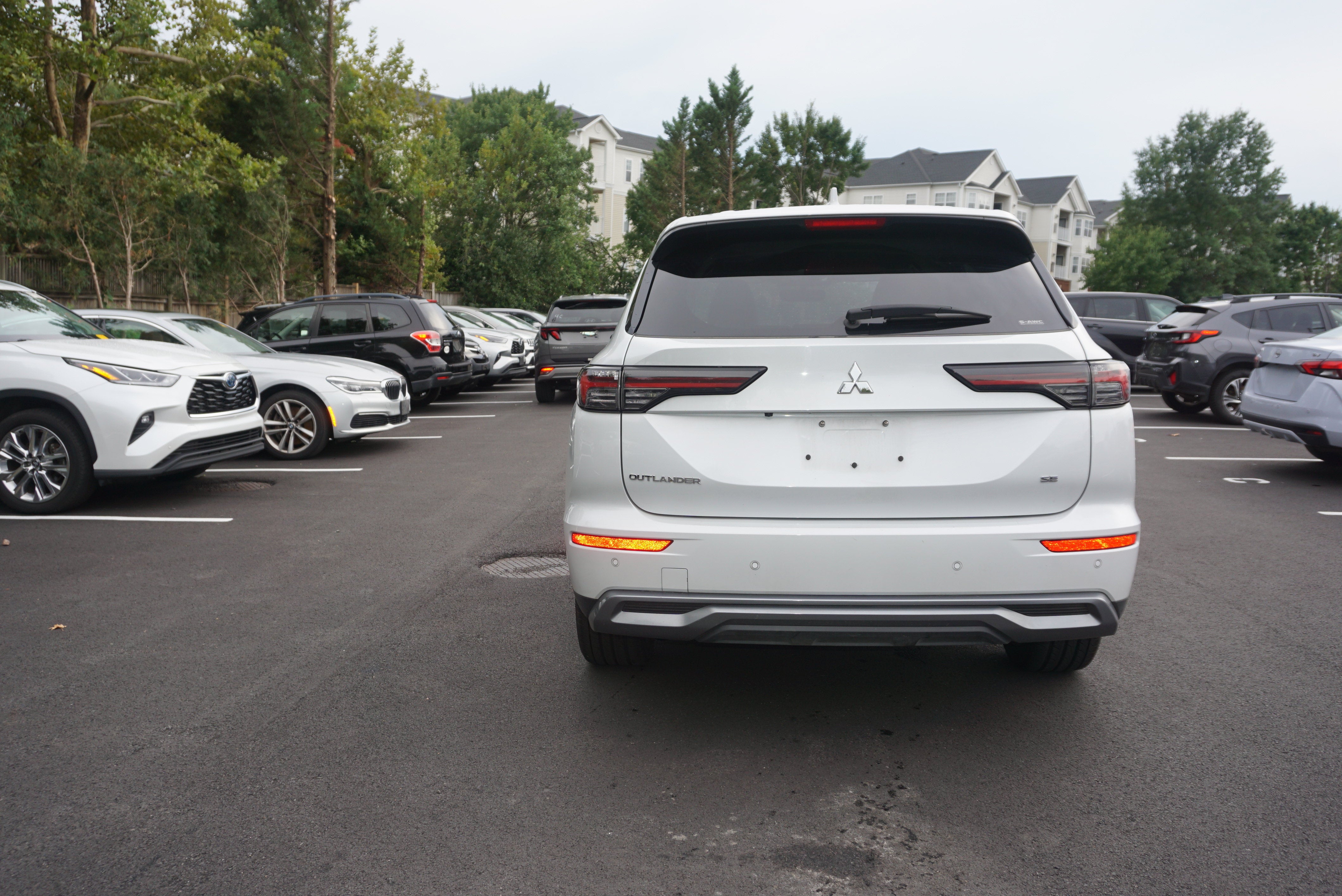 2025 Mitsubishi Outlander SE