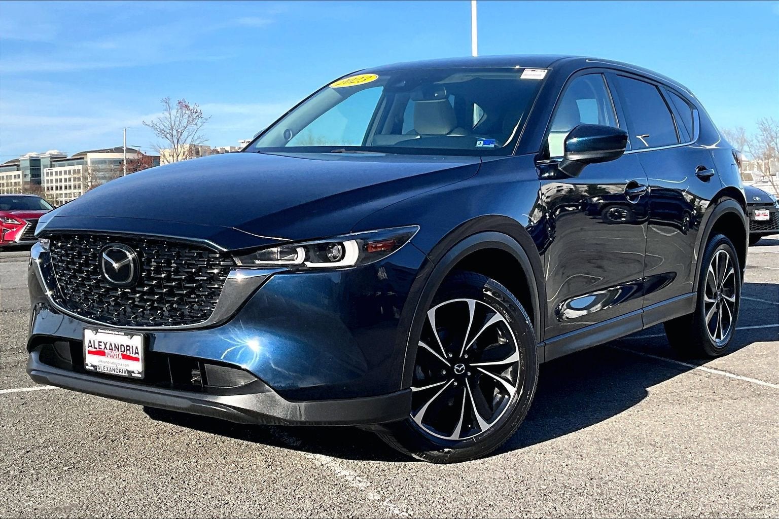 2023 Mazda CX-5 S Premium package