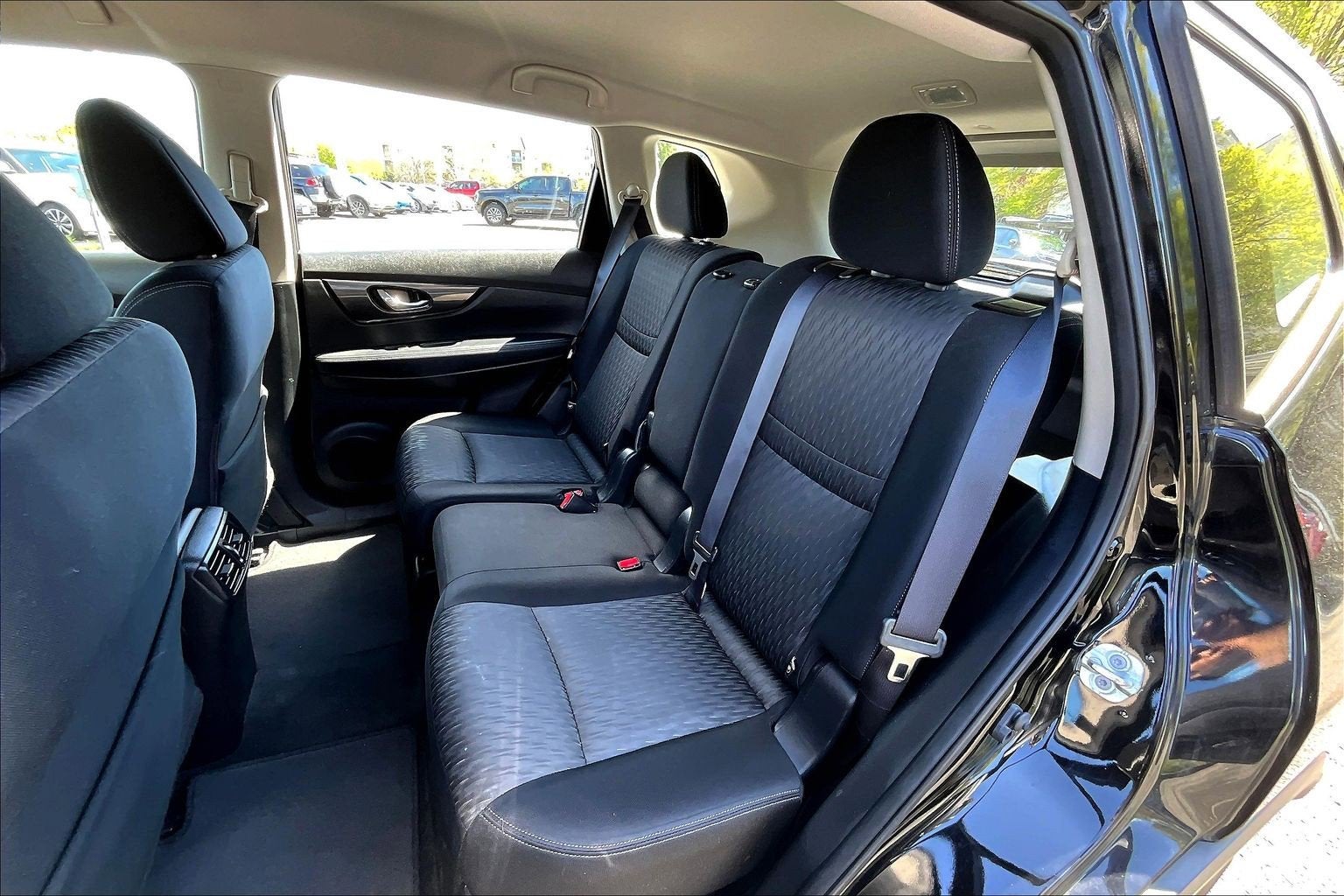 2017 Nissan Rogue S