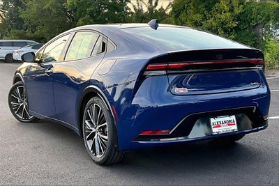 2025 Toyota Prius XLE