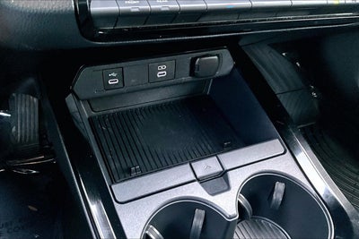 2025 Toyota Prius XLE