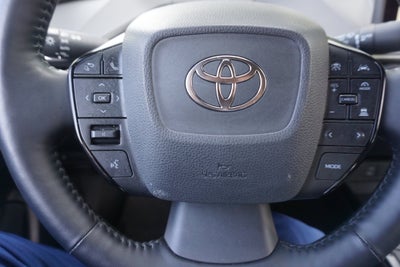 2025 Toyota Prius XLE