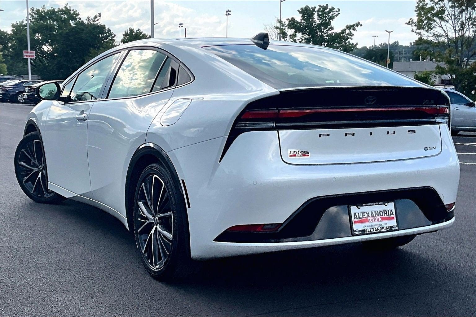 2024 Toyota Prius XLE