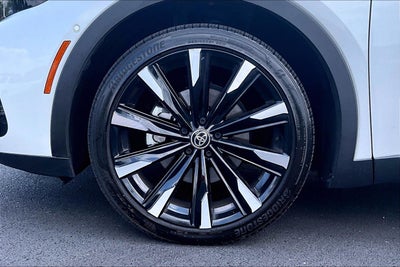 2026 Toyota Crown Platinum
