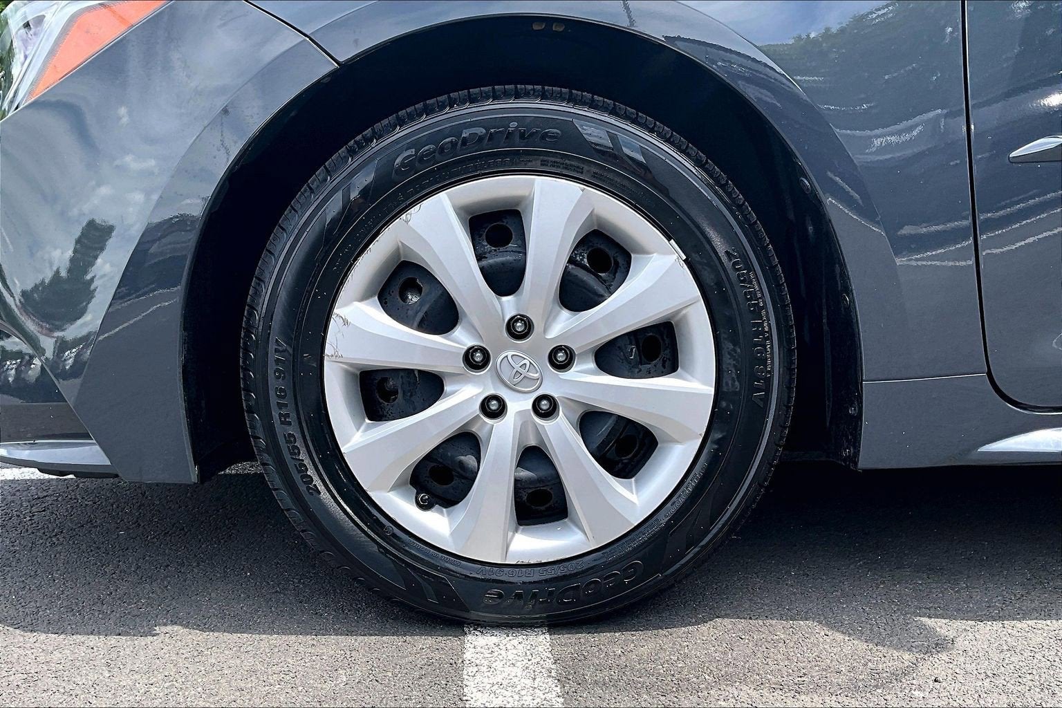 2023 Toyota Corolla Hybrid LE
