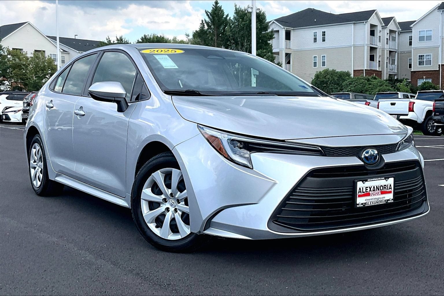 2025 Toyota Corolla Hybrid LE