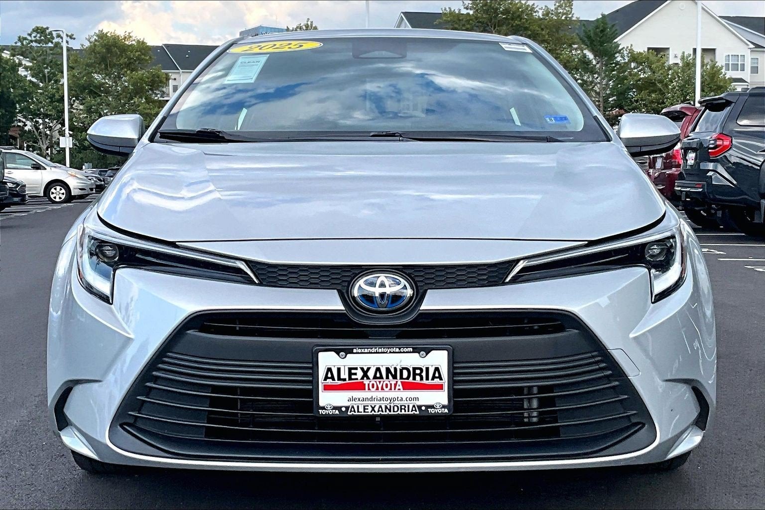 2025 Toyota Corolla Hybrid LE