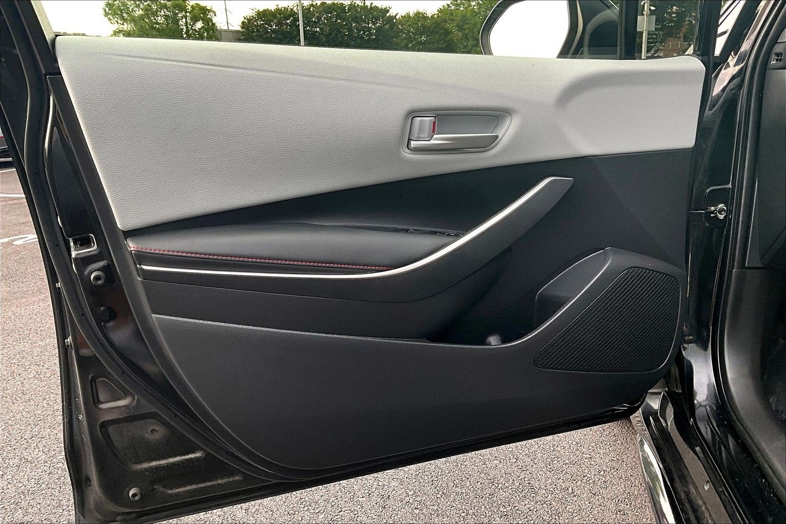 2025 Toyota Corolla Hybrid SE