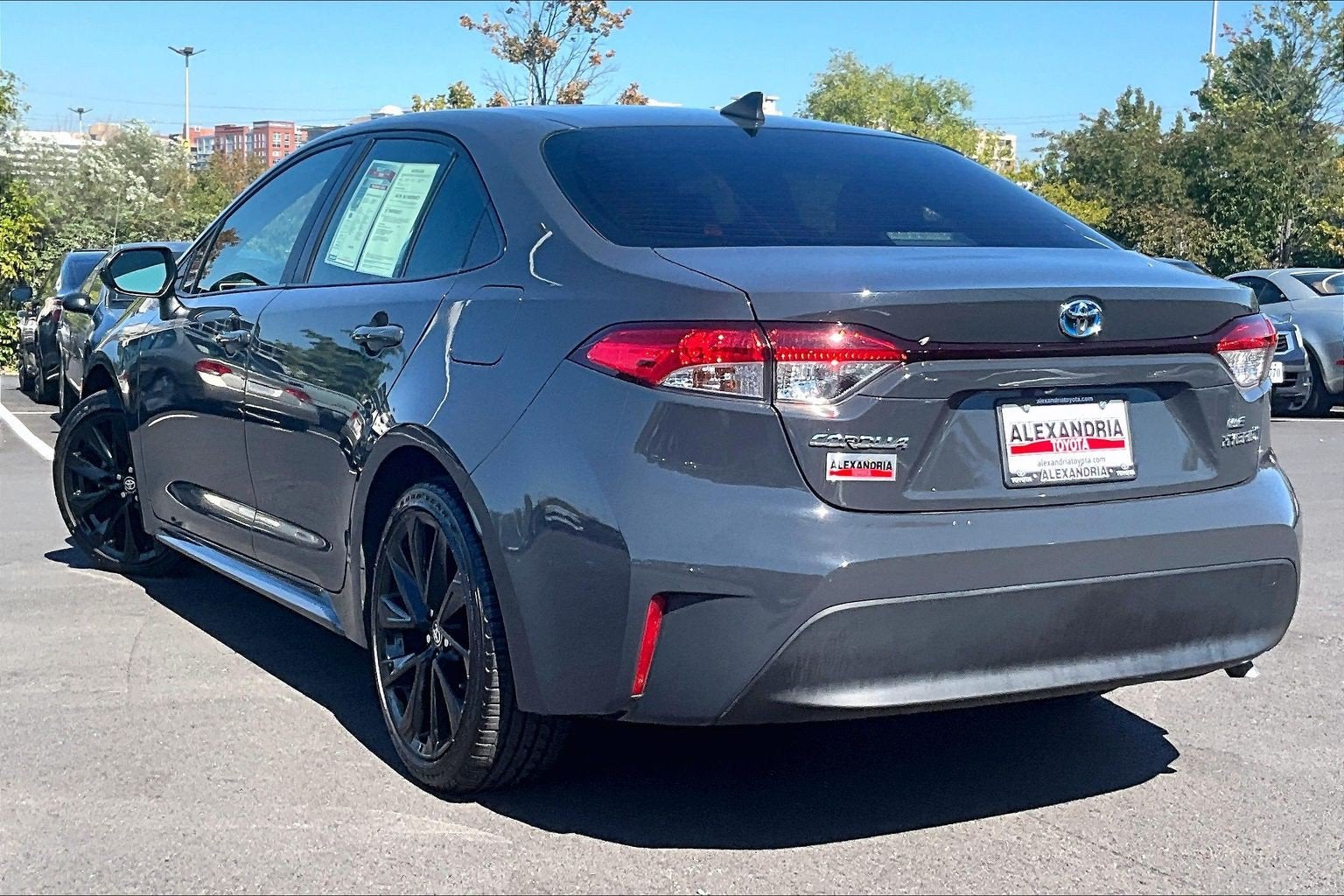 2024 Toyota Corolla Hybrid LE
