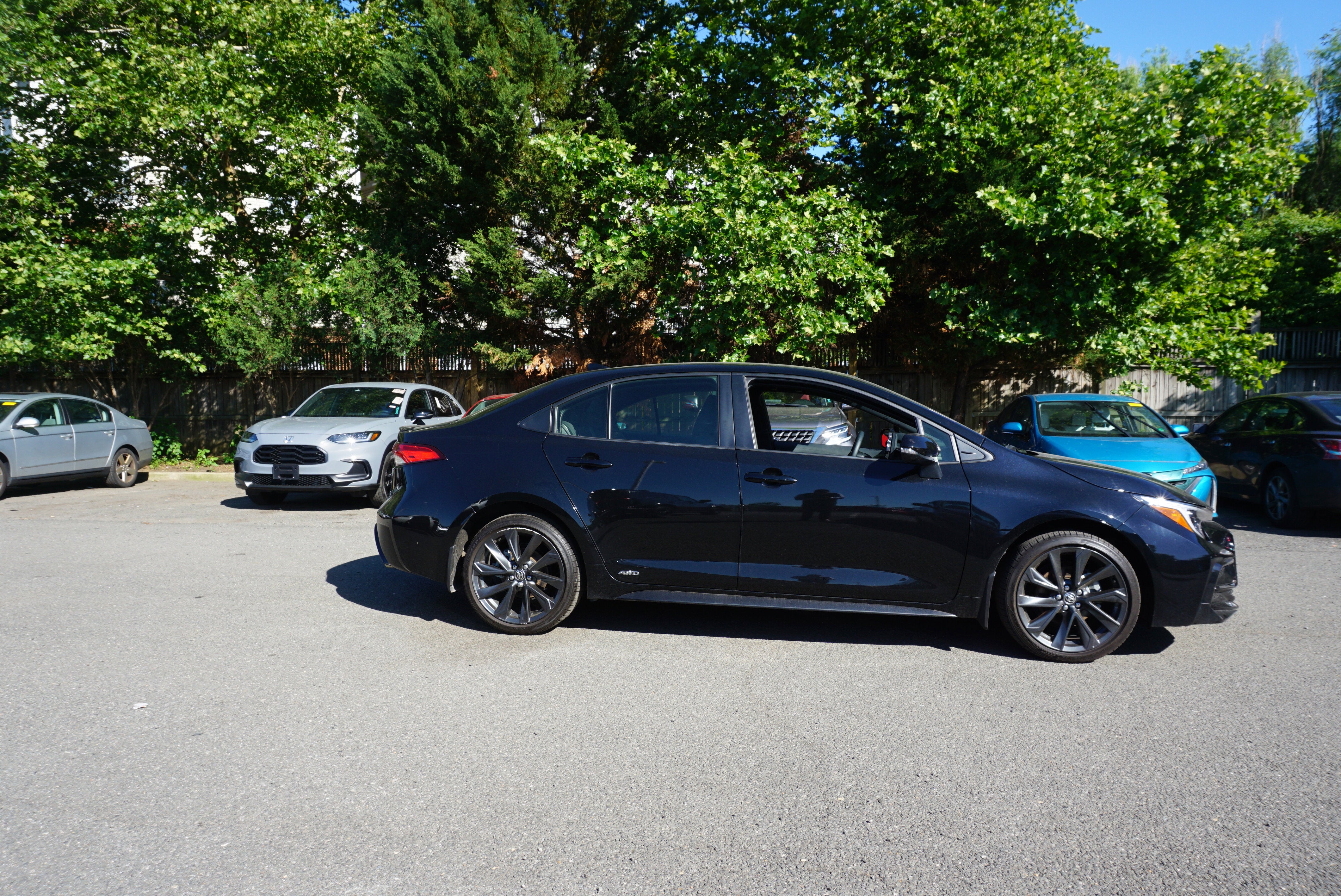 2025 Toyota Corolla Hybrid SE