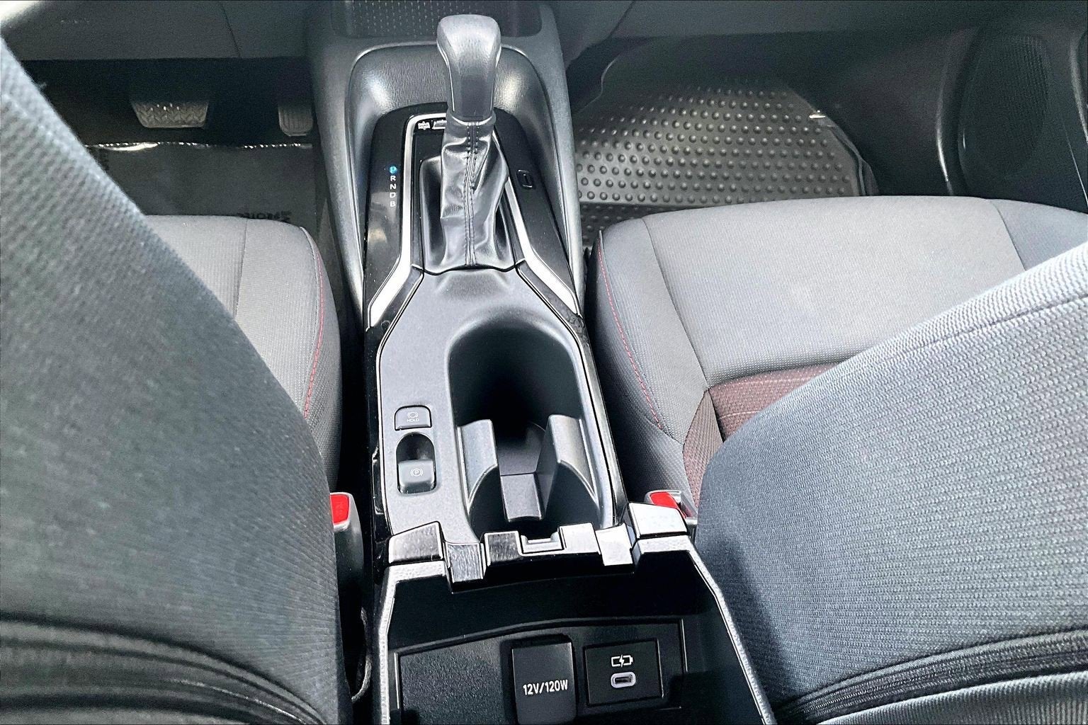2025 Toyota Corolla SE - Photo 30