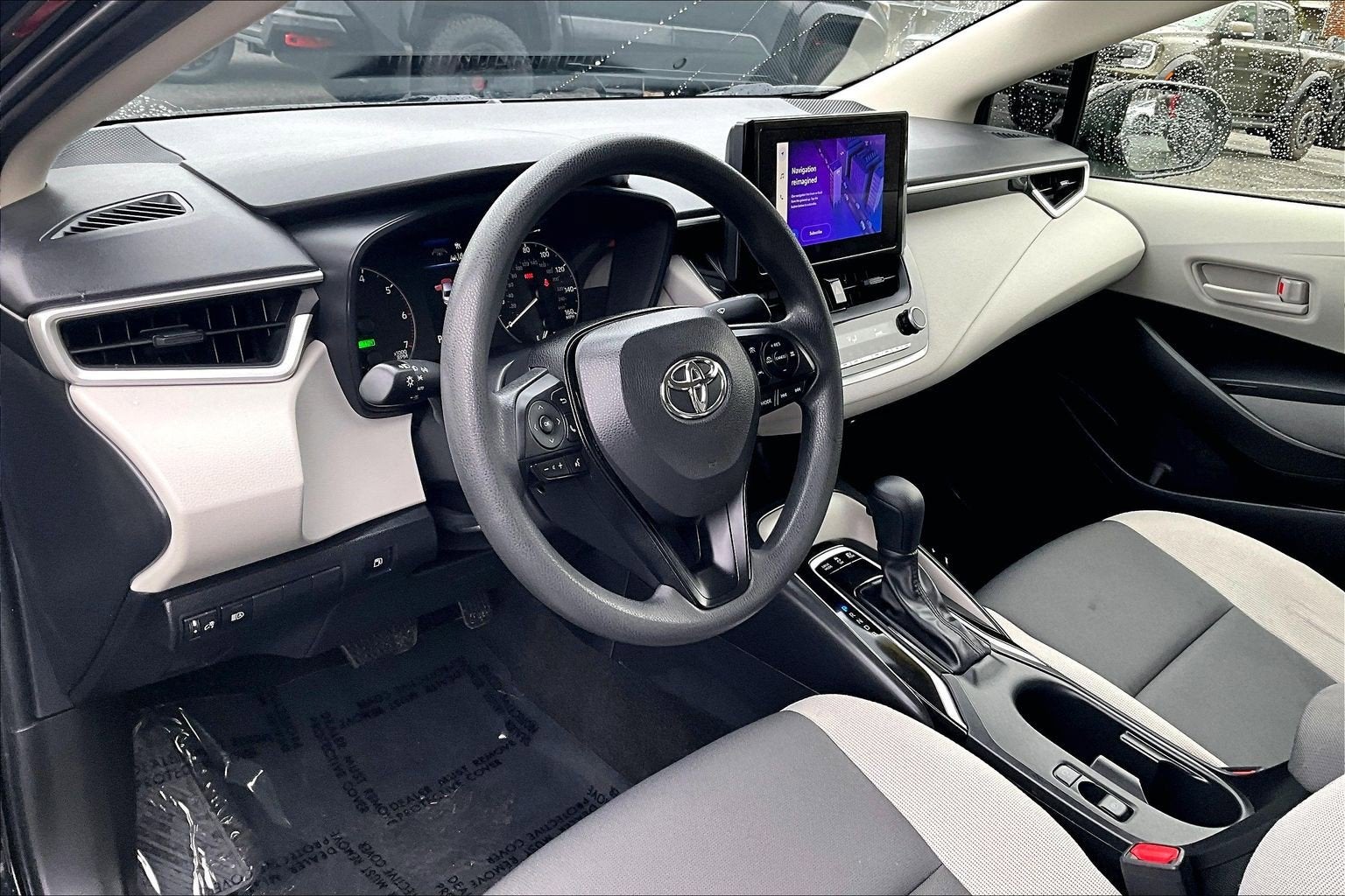 2024 Toyota Corolla Hybrid LE