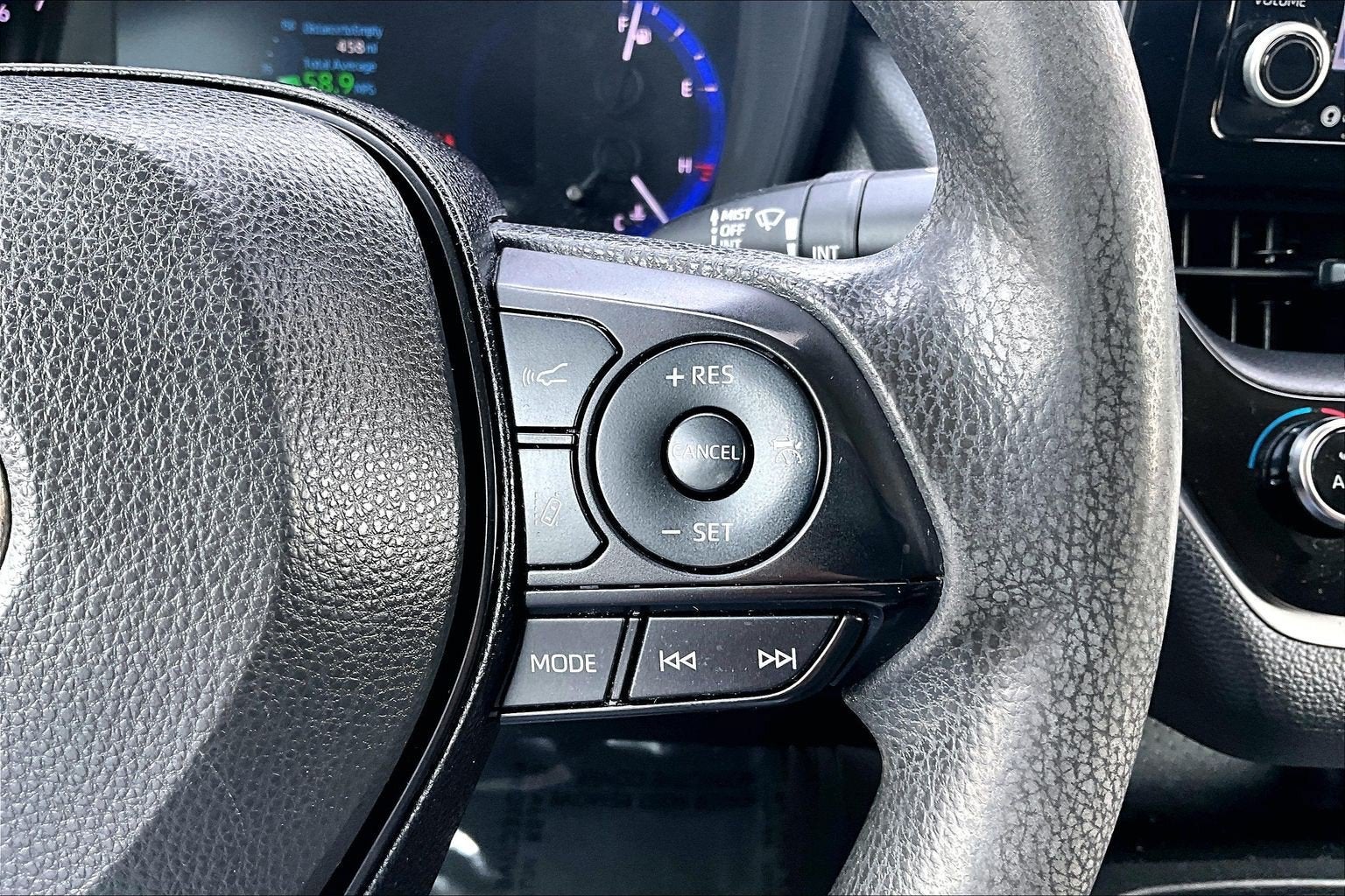 2022 Toyota Corolla Hybrid LE