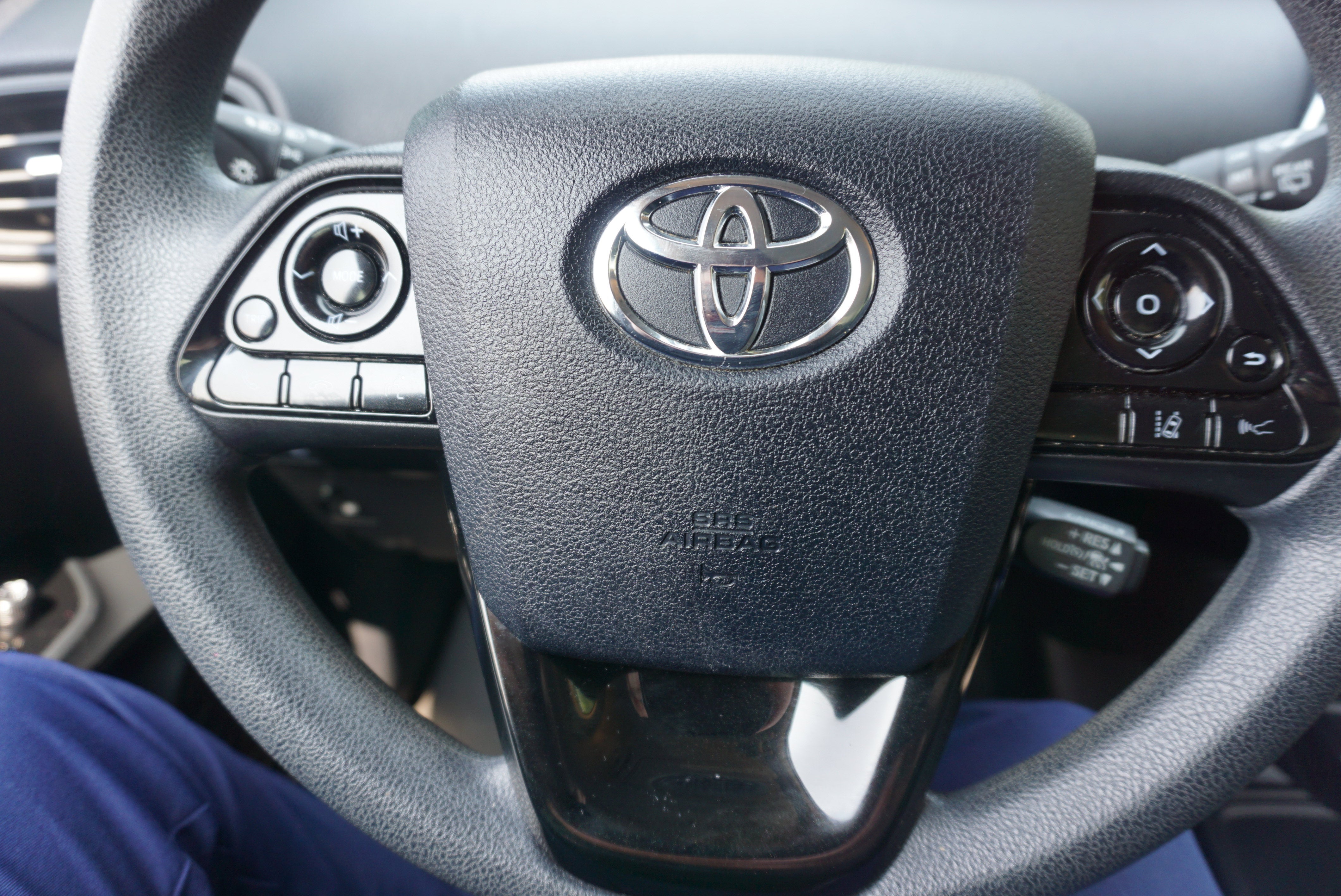 2019 Toyota Prius LE