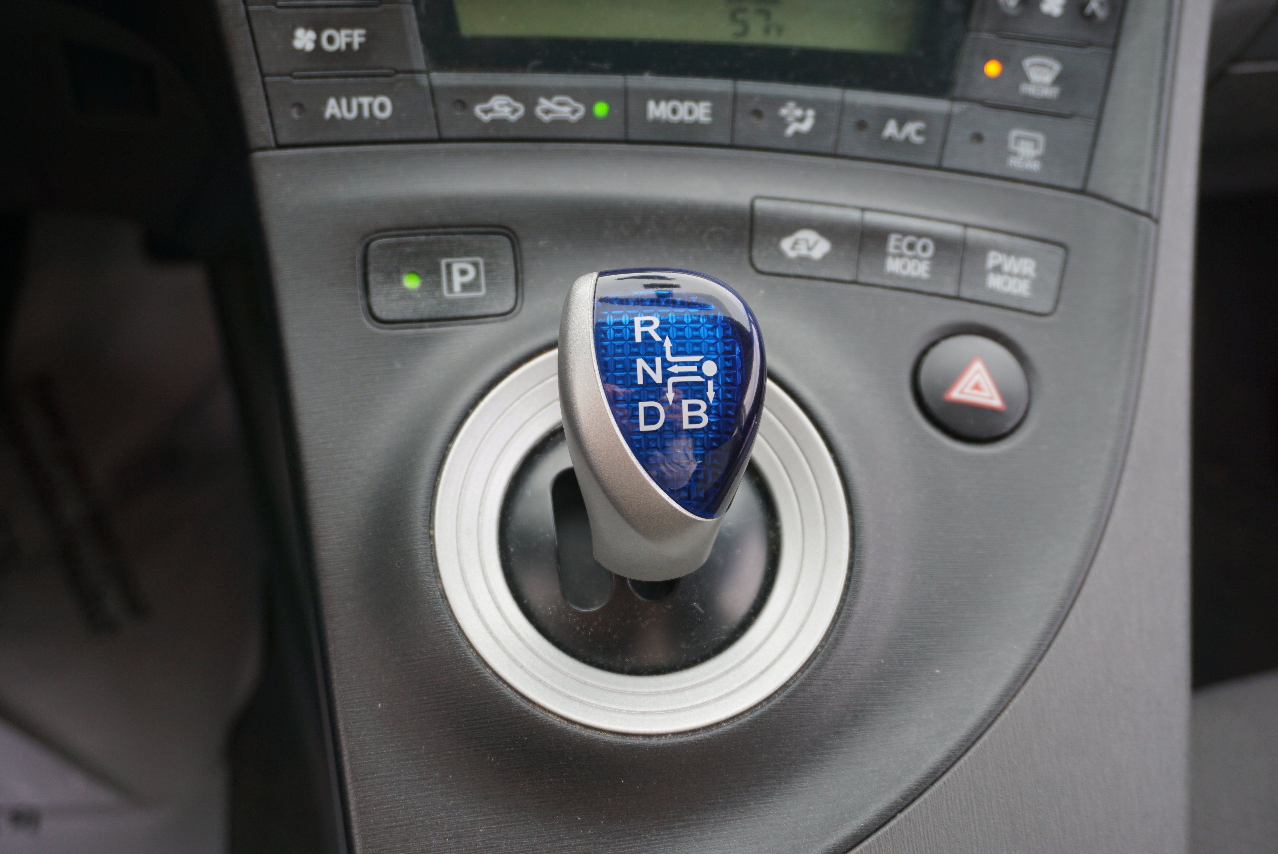 2010 Toyota Prius III