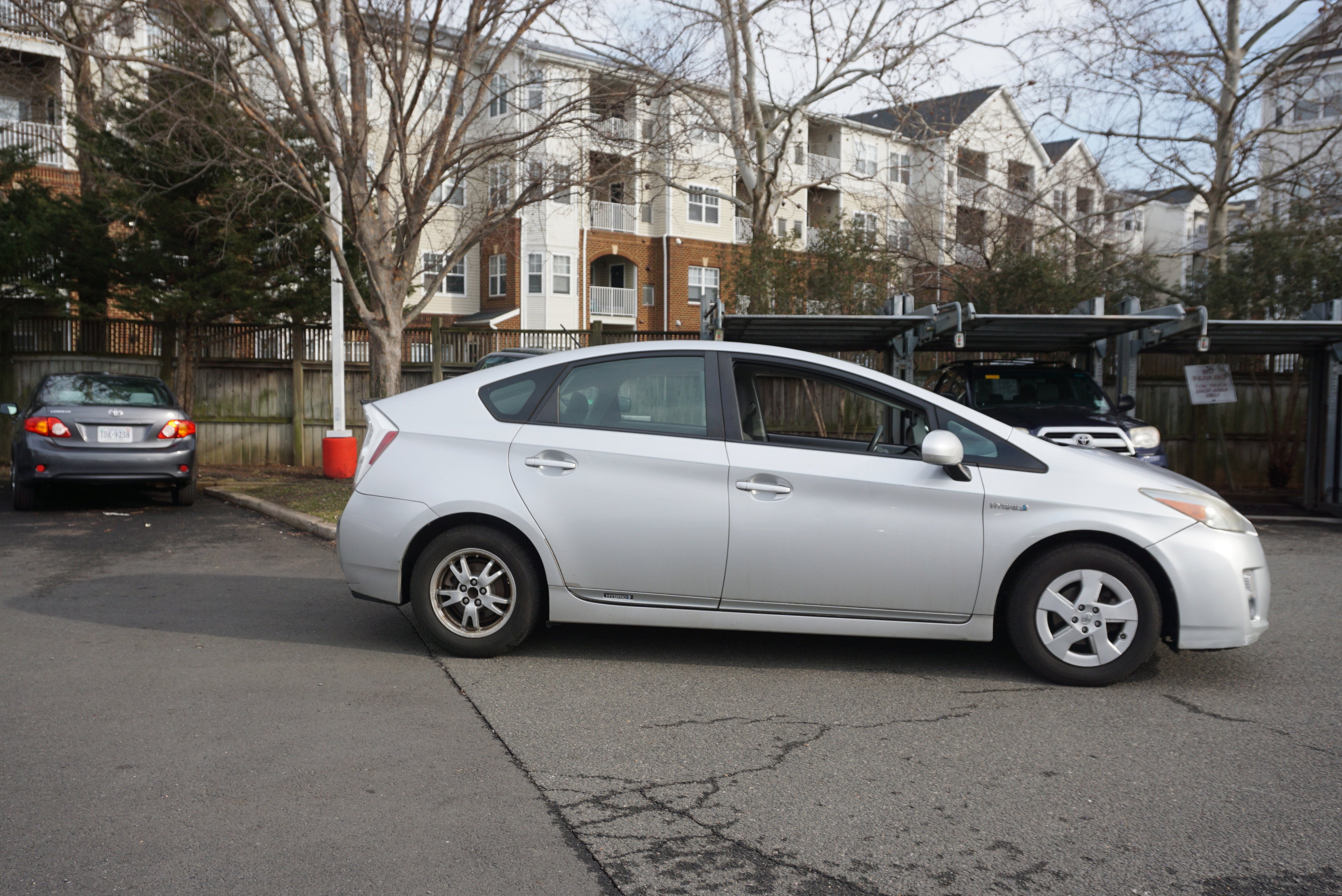 2010 Toyota Prius III