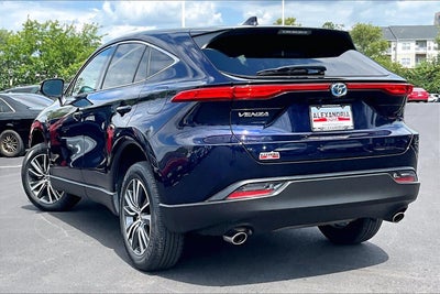 2023 Toyota Venza LE