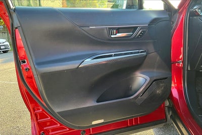 2023 Toyota Venza Nightshade