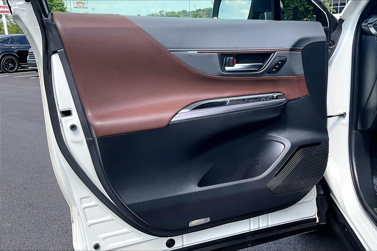 2021 Toyota Venza XLE