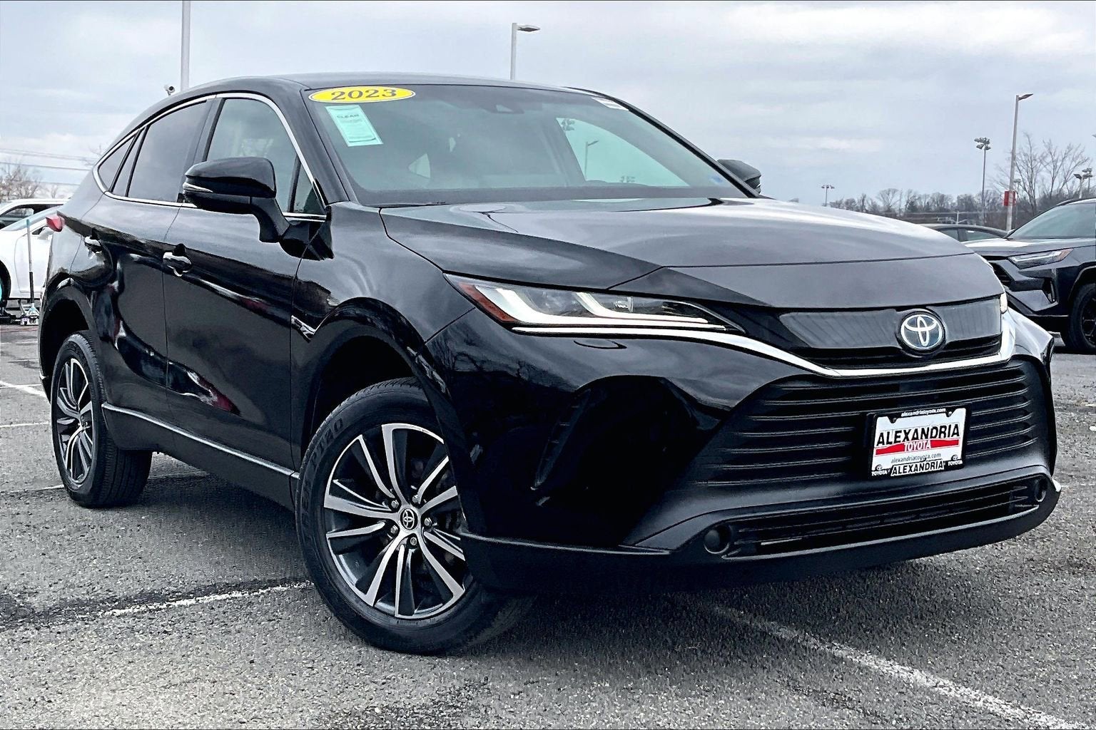 2023 Toyota Venza LE