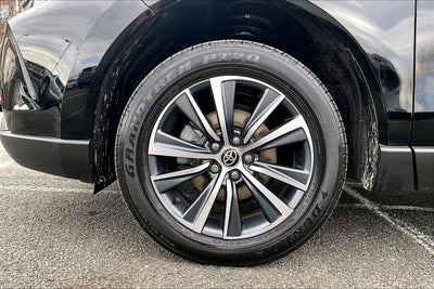 2023 Toyota Venza LE