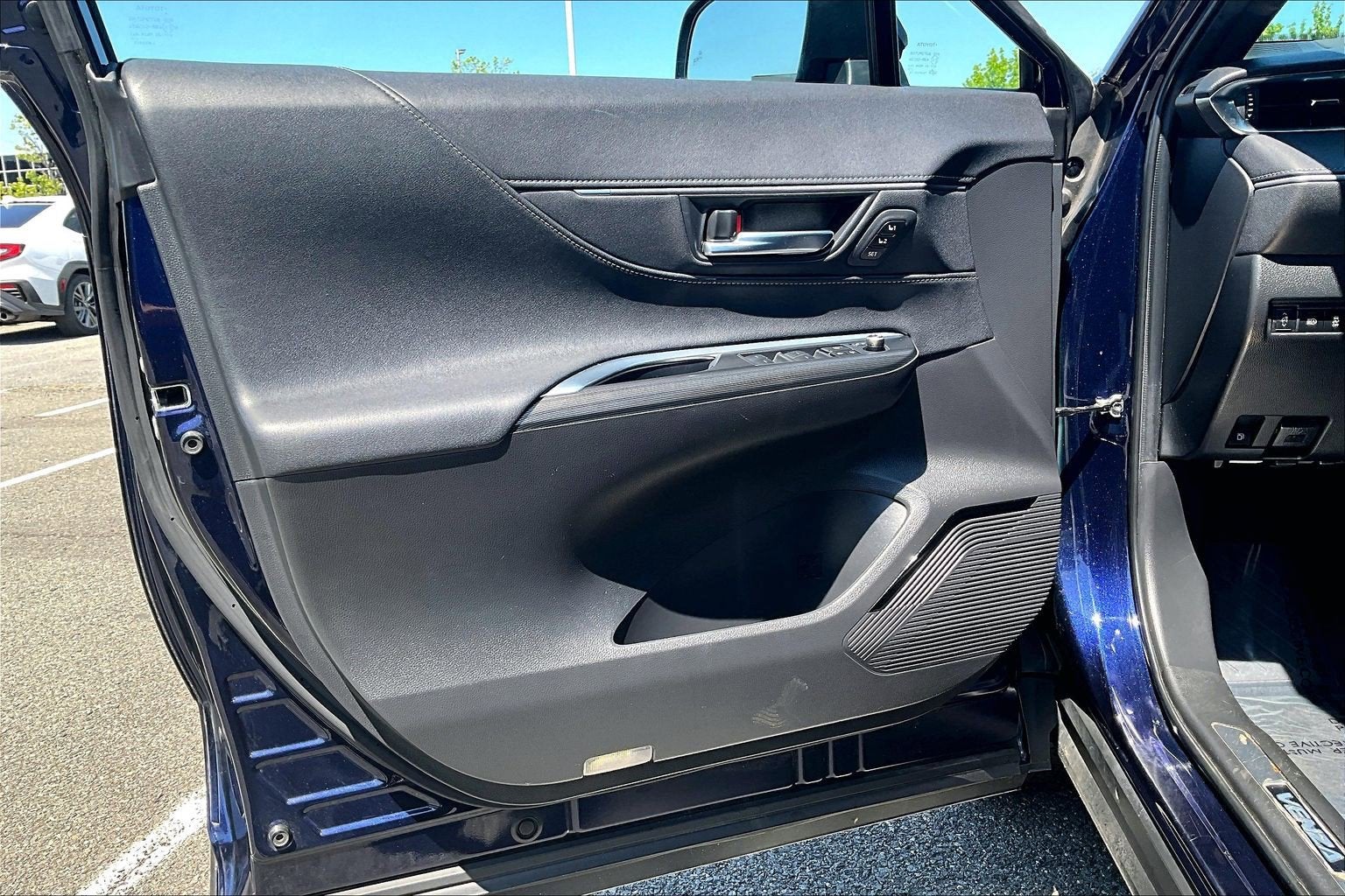 2023 Toyota Venza XLE